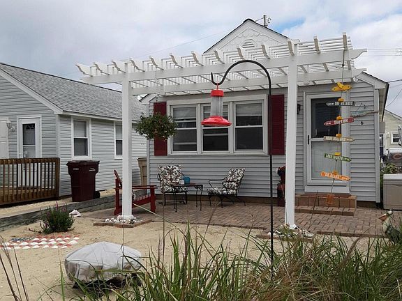 2nd image of 6 20th Ave #347