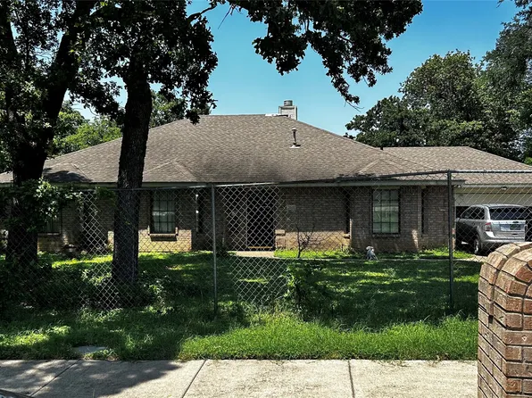 3101 Mecca St, Fort Worth, TX 76119
