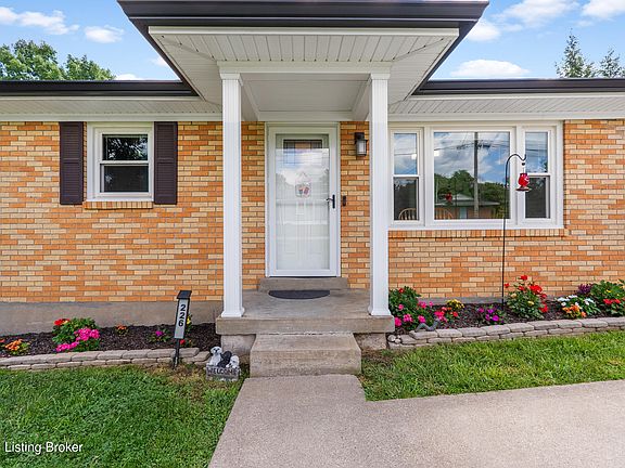 3rd image of 226 Northview Dr