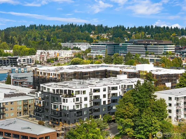 109 2nd Street S #422, Kirkland, WA 98033