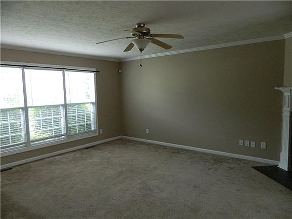 3rd image of 3468 Hickory Glen Dr