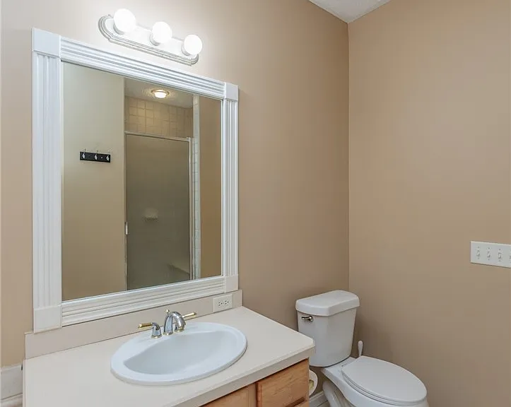 2601 Wyndgate Ct — Photo 24