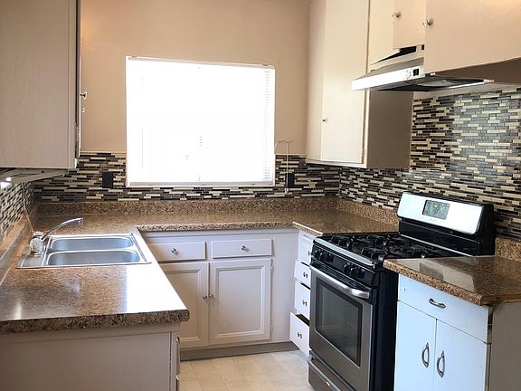 2nd image of 11643 Woodcock Ave