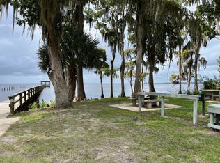 118 & 120 July Ave, Georgetown, FL 32139