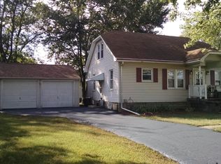 211 N Glasford Rd, Glasford, IL 61533