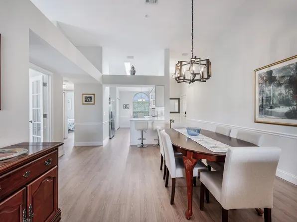 28851 Bermuda Lago Ct Unit 305, Bonita Springs, FL 34134