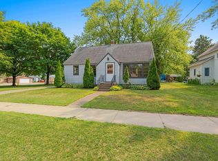317 W River St, Wautoma, WI 54982