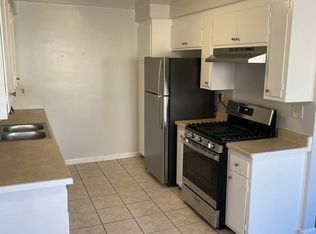 5955 Linden Ave APT 2, Long Beach, CA 90805