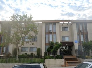 950 South St, Los Angeles, CA 90019
