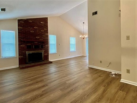 5th image of 2714 New Hamlin Way