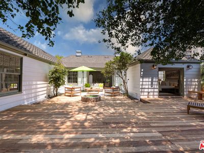 2225 Hillhurst Ave, Los Angeles, CA, 90027