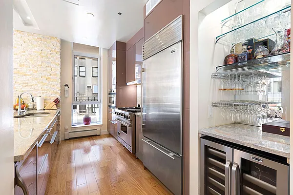 Sold by Nest Seekers International | media 5