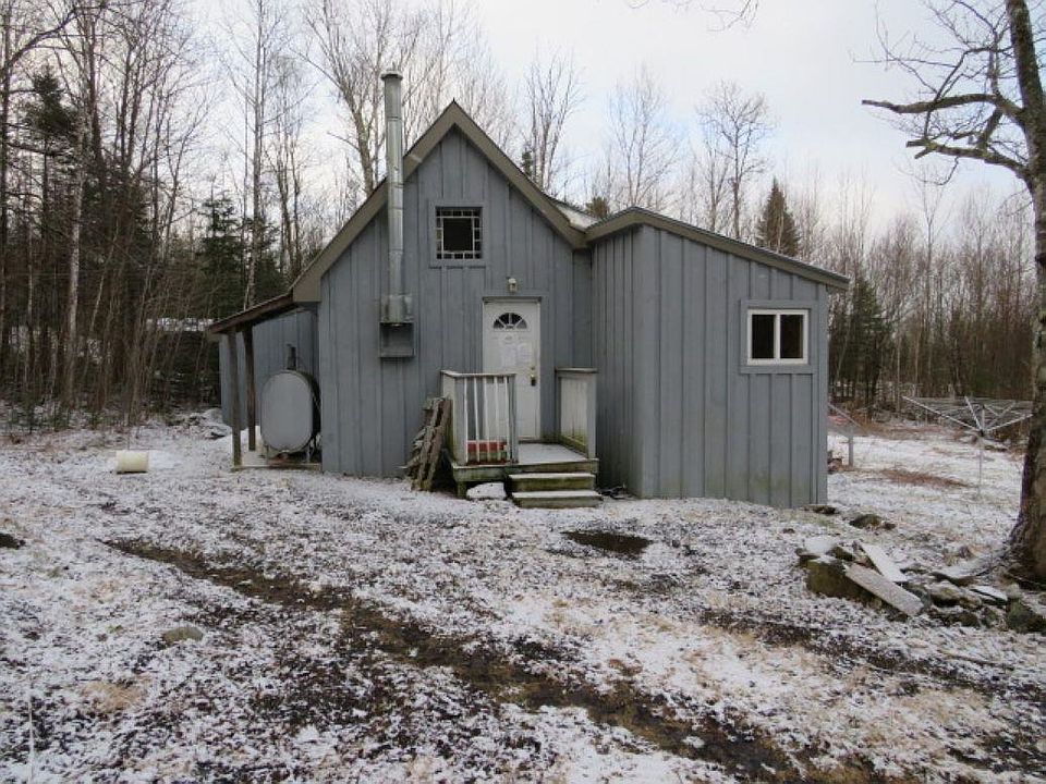 1st image of 990 Oregon Road
