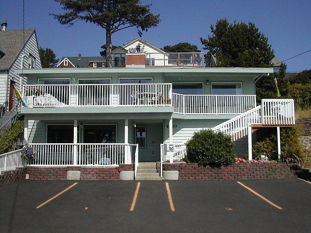1st image of 4340 SW Beach Ave