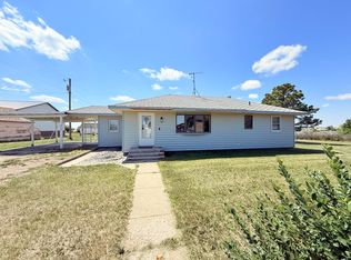 510 7th St E, Gildford, MT 59525
