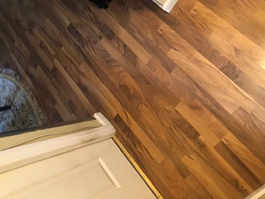 Sold by Safe Harbour Real Estate Group LLC | media 28