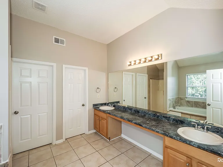 5176 Round Table Dr — Photo 9