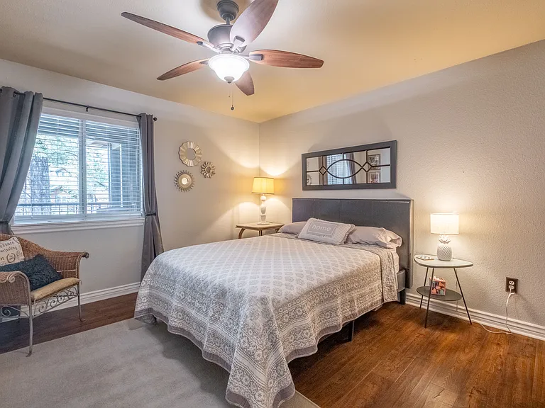Bedroom Image 3