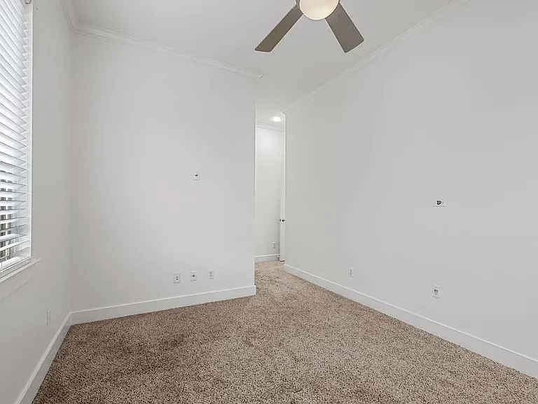 1607 Chelsea Ln — Photo 44