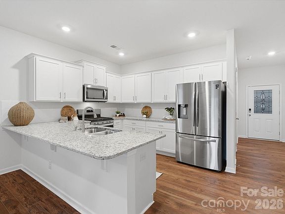5th image of 9705 Tea Garden Dr
