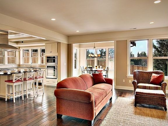 1stFl_Living_Kitchen1