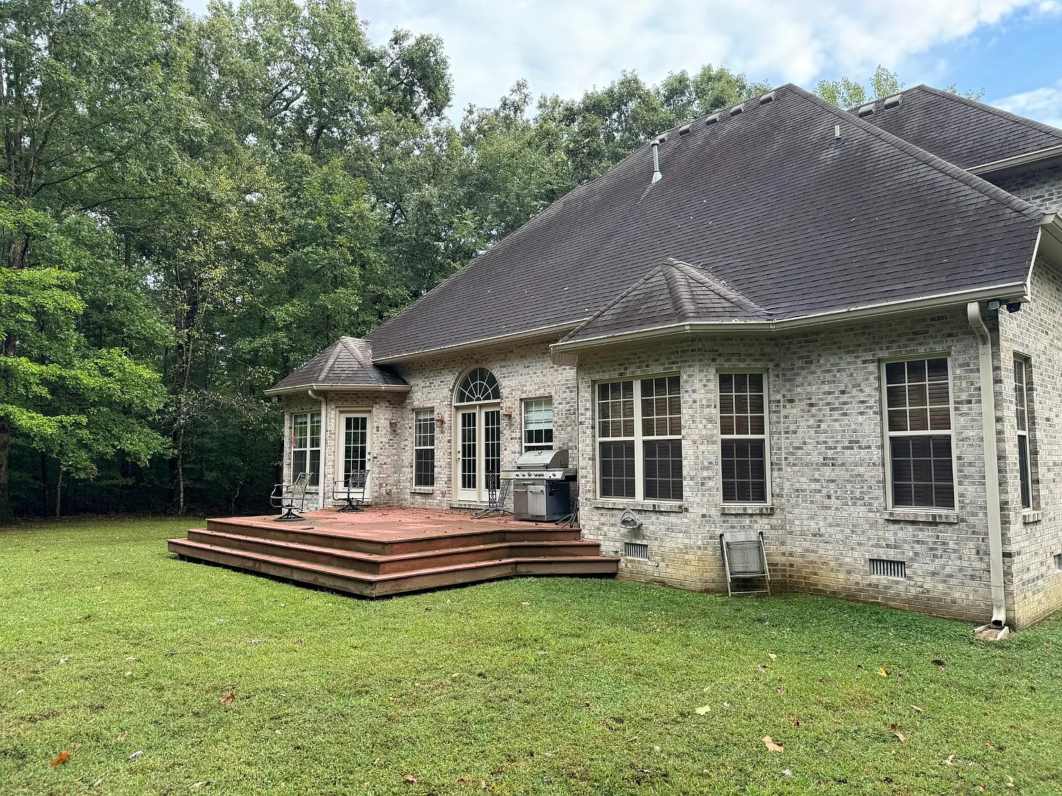 3 bed, 2.5 bath, 2947 sqft, $3,000 — Photo 4