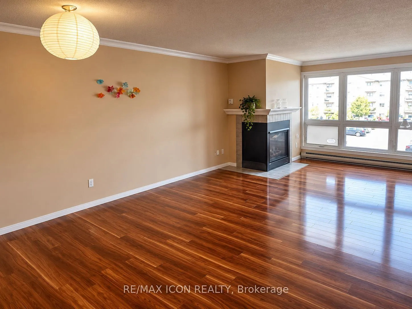 2 bed, $1,975 — Photo 3