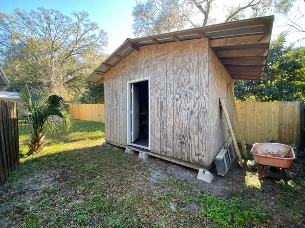 155 SW 265th Ter, Newberry, FL 32669