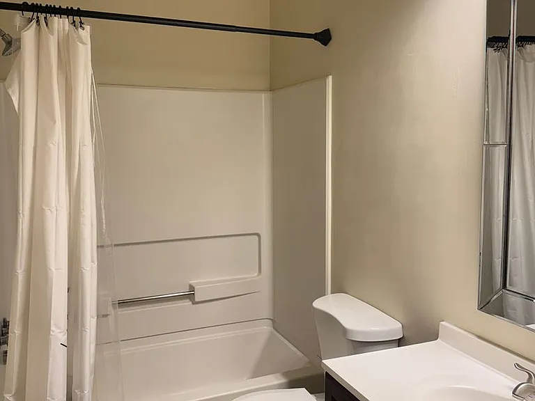 313 N Market St — Photo 9