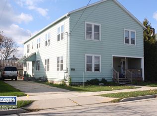 620 S 18th St, Manitowoc, WI 54220