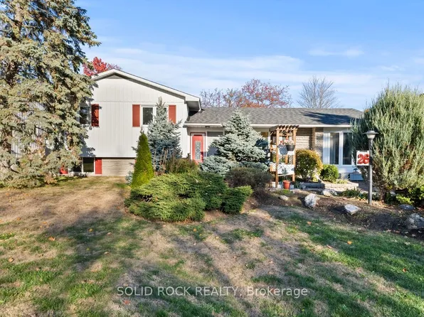 26 Ettrick Cres, Ottawa, ON