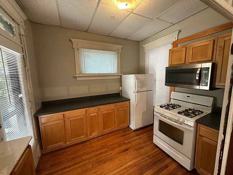 Williams St 2369 MLR — Photo 9