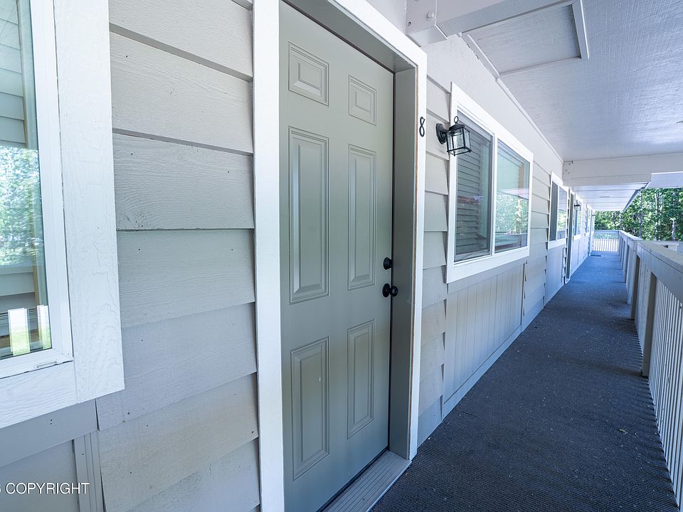 1st image of 310 Tern Cir #8