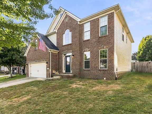 3rd image of 113 Waterside Dr