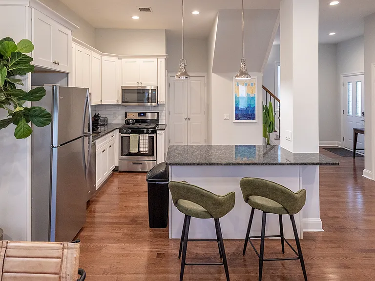 90 Myrtle St #2 — Photo 13
