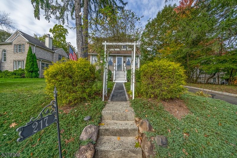 217 Union Ave, New Providence, NJ 07974 Zillow