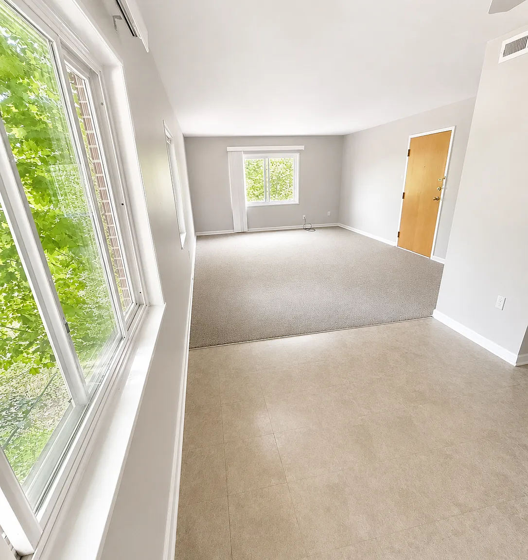 2 bed, $1,100 — Photo 1