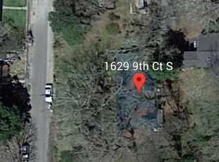 1629 S 9th Ct, Haleyville, AL 35565