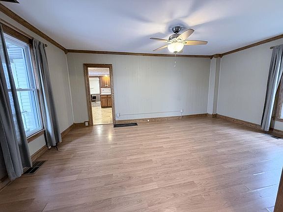 4th image of 1431 Chestnut St