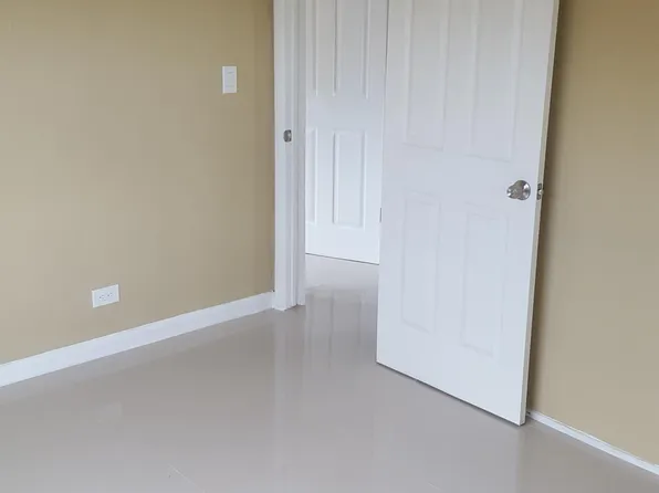 1230 NW 135th St, North Miami, FL 33167