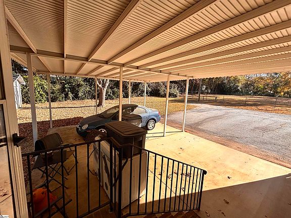 2nd image of 103 David St