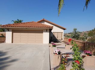 4330 Loma Helix Ct, La Mesa, CA 91941