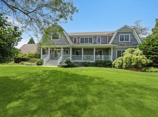 21 Rogers Ln, Remsenburg, NY 11960