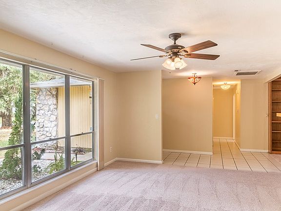 4th image of 3925 NW 33rd Pl