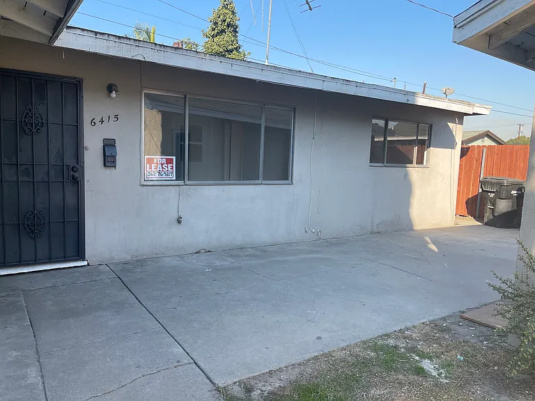 6415 El Selinda Ave — Photo 2