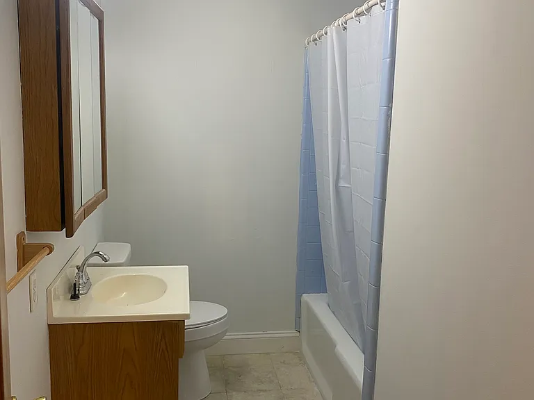 2209 Main Street Ext — Photo 10