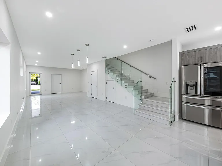 3142 Carter St — Photo 35