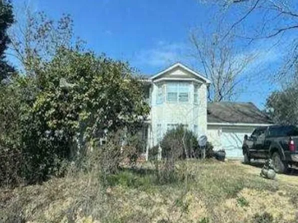 2667 Luke Rd, Ray City, GA 31645