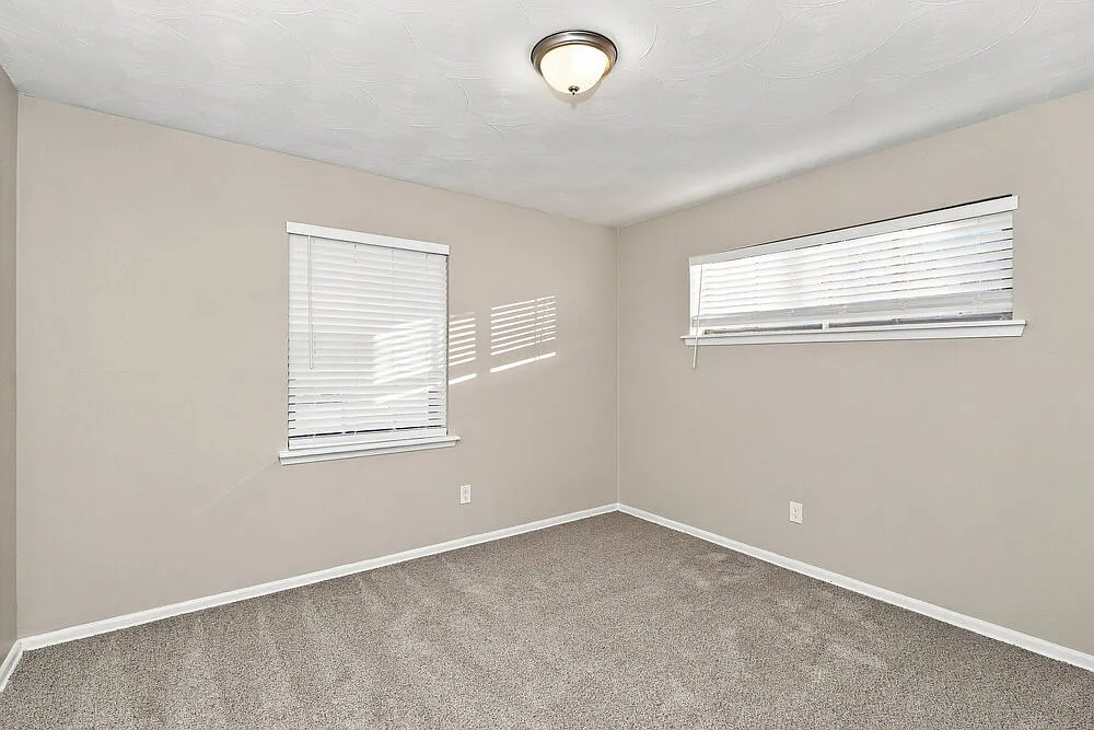 3 bed, 2.0 bath, 1534 sqft, $1,950 — Photo 3