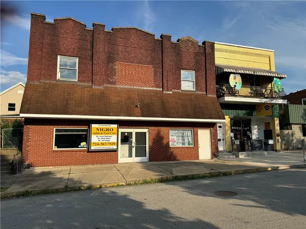 127 & 129 Columbia Ave, Vandergrift, PA 15690